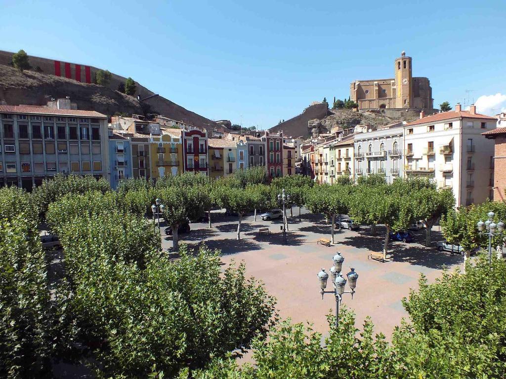 Apartmán Atico Del Holandes Balaguer Pokoj fotografie